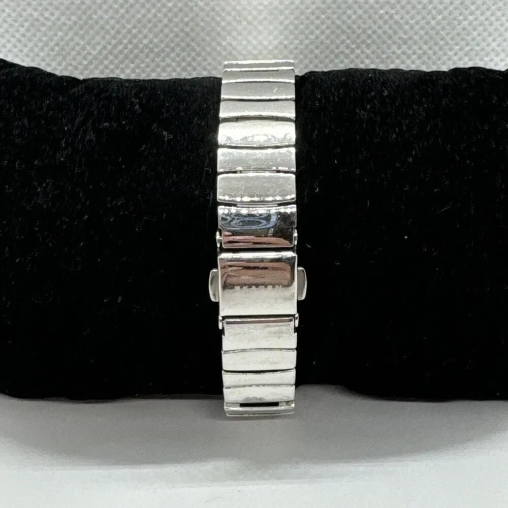 Skagen Gitte SKW2225 Women Silver Stainless Steel Analog Dial Wrist Watch JNA564